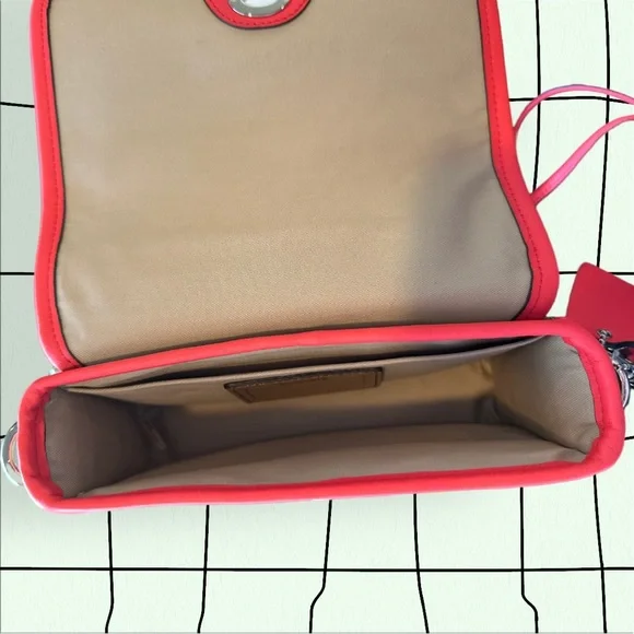 Coach Archive Crossbody - Picture 4 of 9